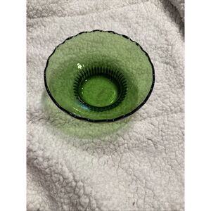 Vintage E.O. Brody Emerald Green Glass Bowl M2000‎ Never Used